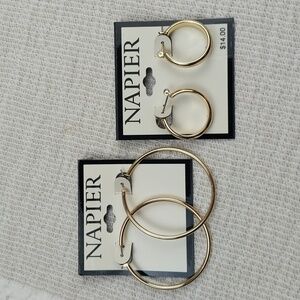 #7 BUNDLE $⅖  Goldtone hoop earrings